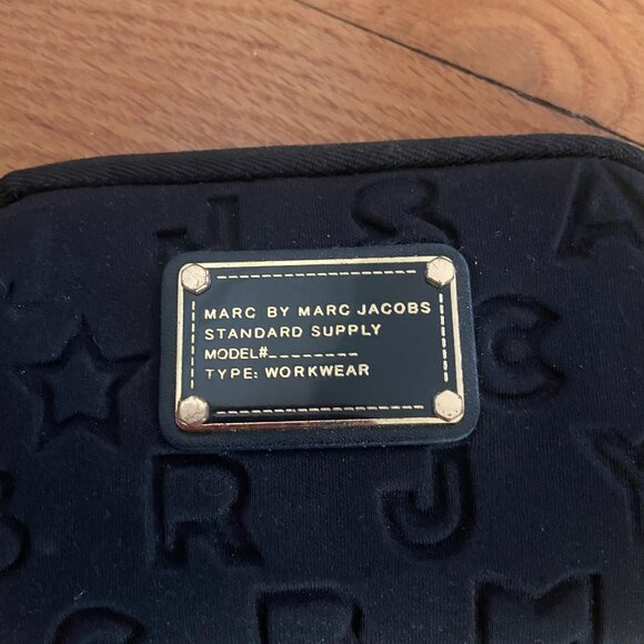 Marc Jacobs - Picture 3 of 4